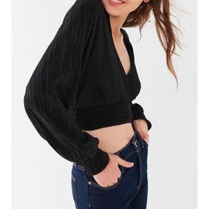 BNWT UO Longsleeve Wrap Crop Top